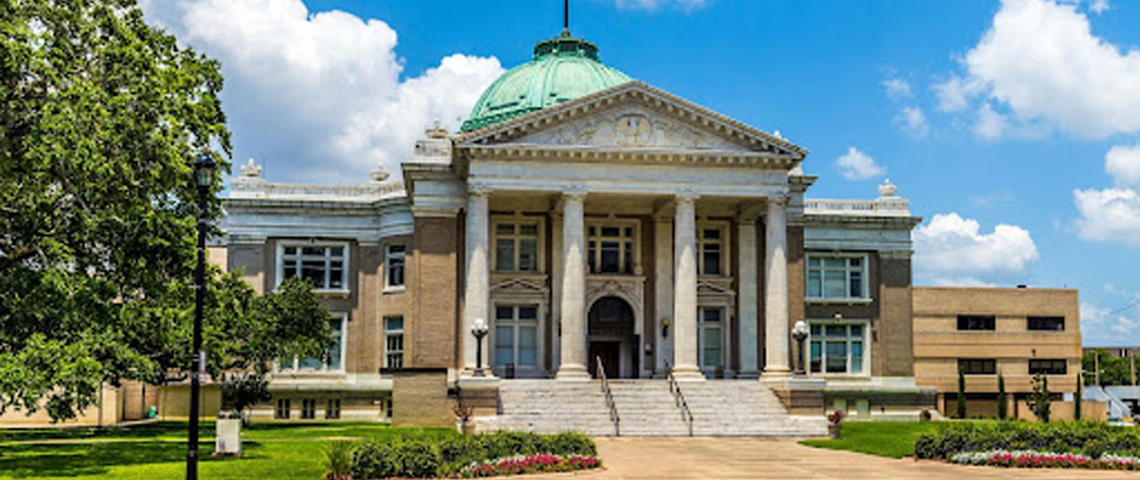 lake charles personal injury lawyers courthouse