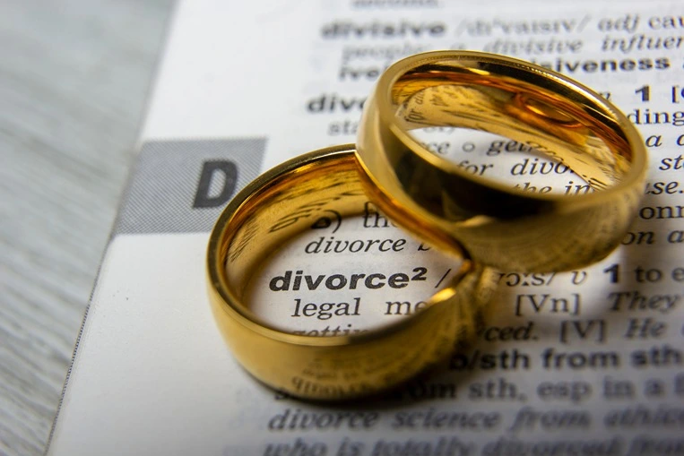 collaborative divorce vs mediation